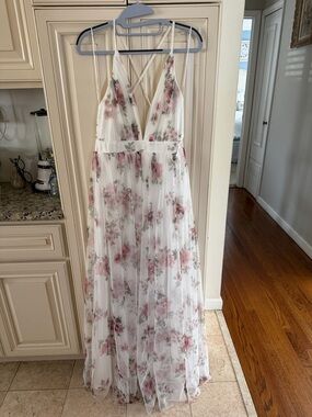 White Floral V-Neck Maxi Dress with Pink Roses size large such a beautiful dress